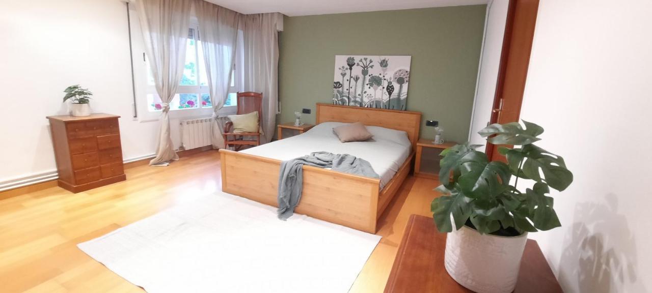 Bright Apartment Near The Beach And Barcelona By Train El Masnou Exterior foto