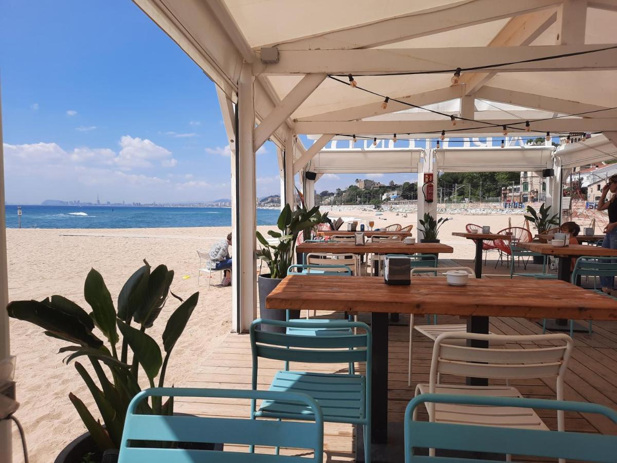Bright Apartment Near The Beach And Barcelona By Train El Masnou Exterior foto