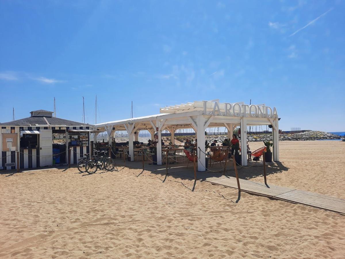 Bright Apartment Near The Beach And Barcelona By Train El Masnou Exterior foto