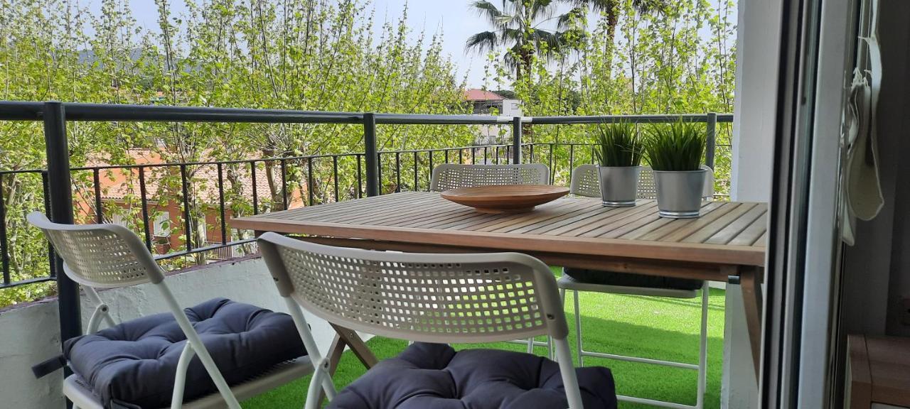 Bright Apartment Near The Beach And Barcelona By Train El Masnou Exterior foto