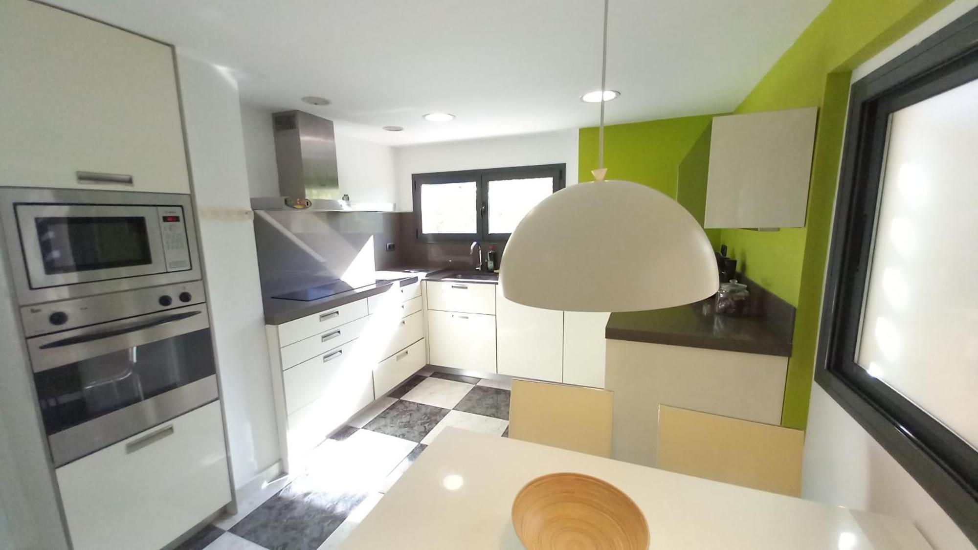Bright Apartment Near The Beach And Barcelona By Train El Masnou Exterior foto